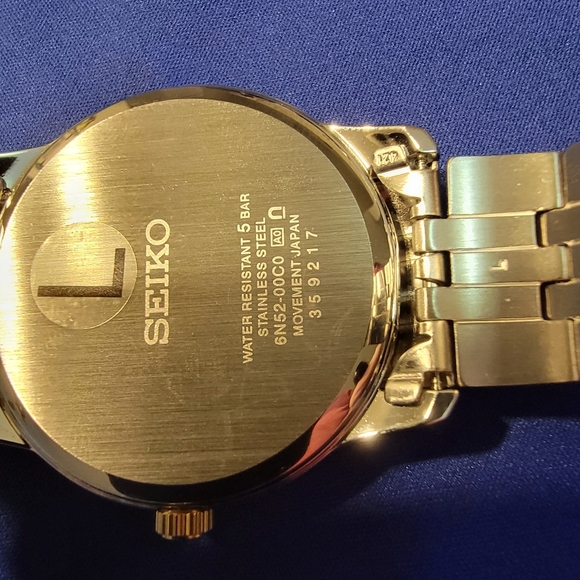 Seiko Datejust men's 2-tone quartz watch - Picture 2 of 7